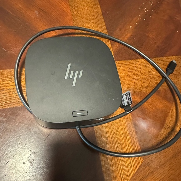 REMOVED FROM WORKING ENVIRONMENT HP USB C DOCK 5G FOR BUSINESS (NO POWER CORD)